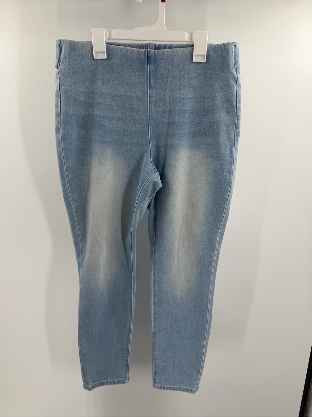 Soft Surroundings Light‎ Wash Pull On Jean Size Medium Petite Casual Basic